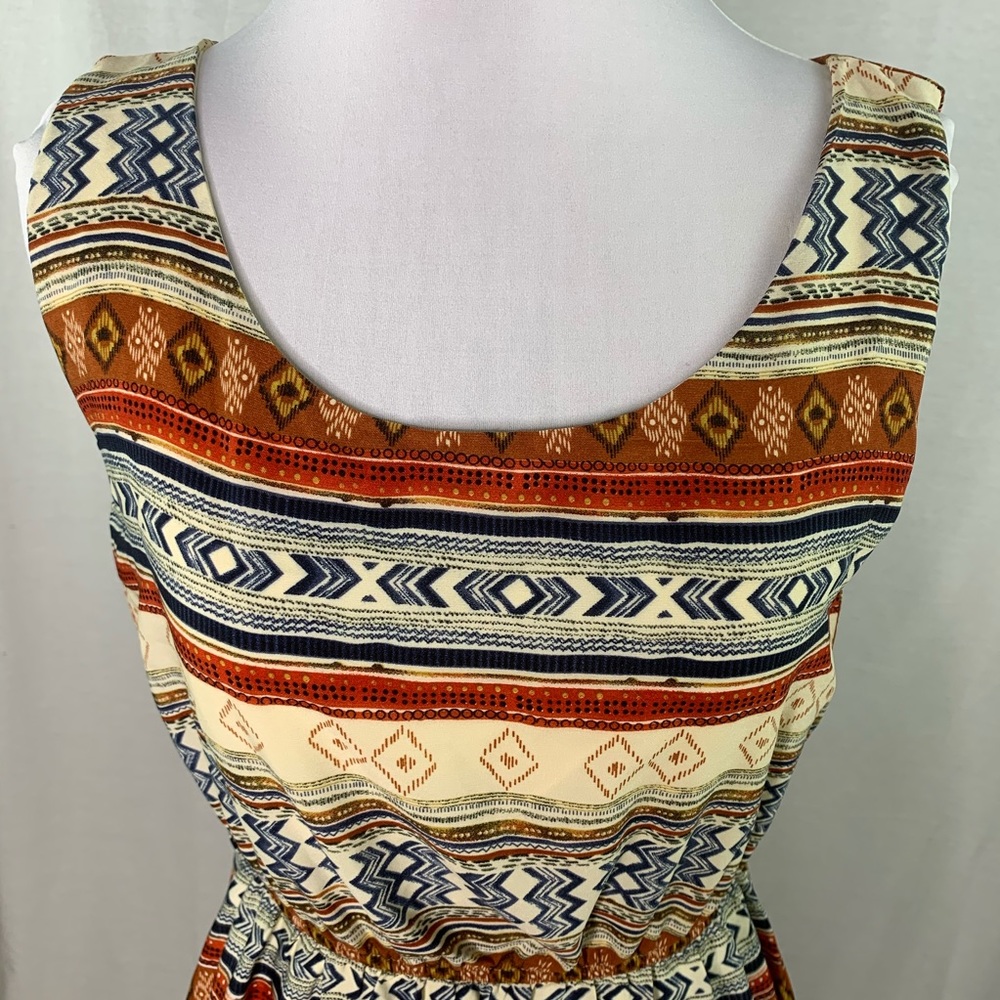 SM Wardrobe Aztec print sleeveless dress - Picture 6 of 11